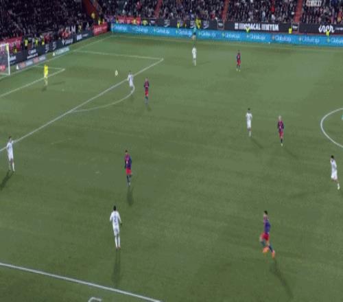 霍伊伦北欧,长传破门在,半场疾射险,227皇冠,227皇冠体育,227Crown,227皇冠体育官网