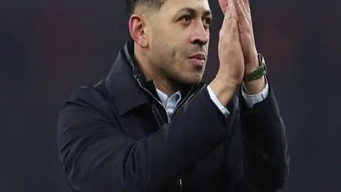 “德甲首战：法兰克福以1比0险胜达姆施塔特，赛事精彩回顾”